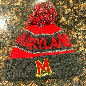 🌿Univ of Maryland youth sized ski hat🌿